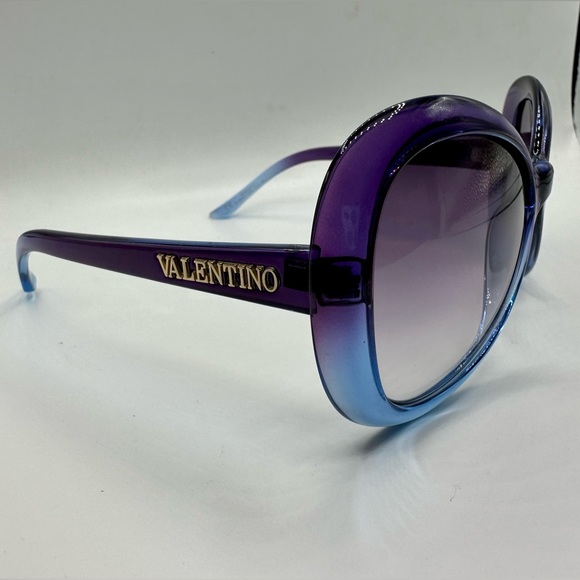 Valentino Accessories - Valentino 1980🏆5363/S A2Q9C . Vintage Size 58-17-135 millimeters. Rare 🏆